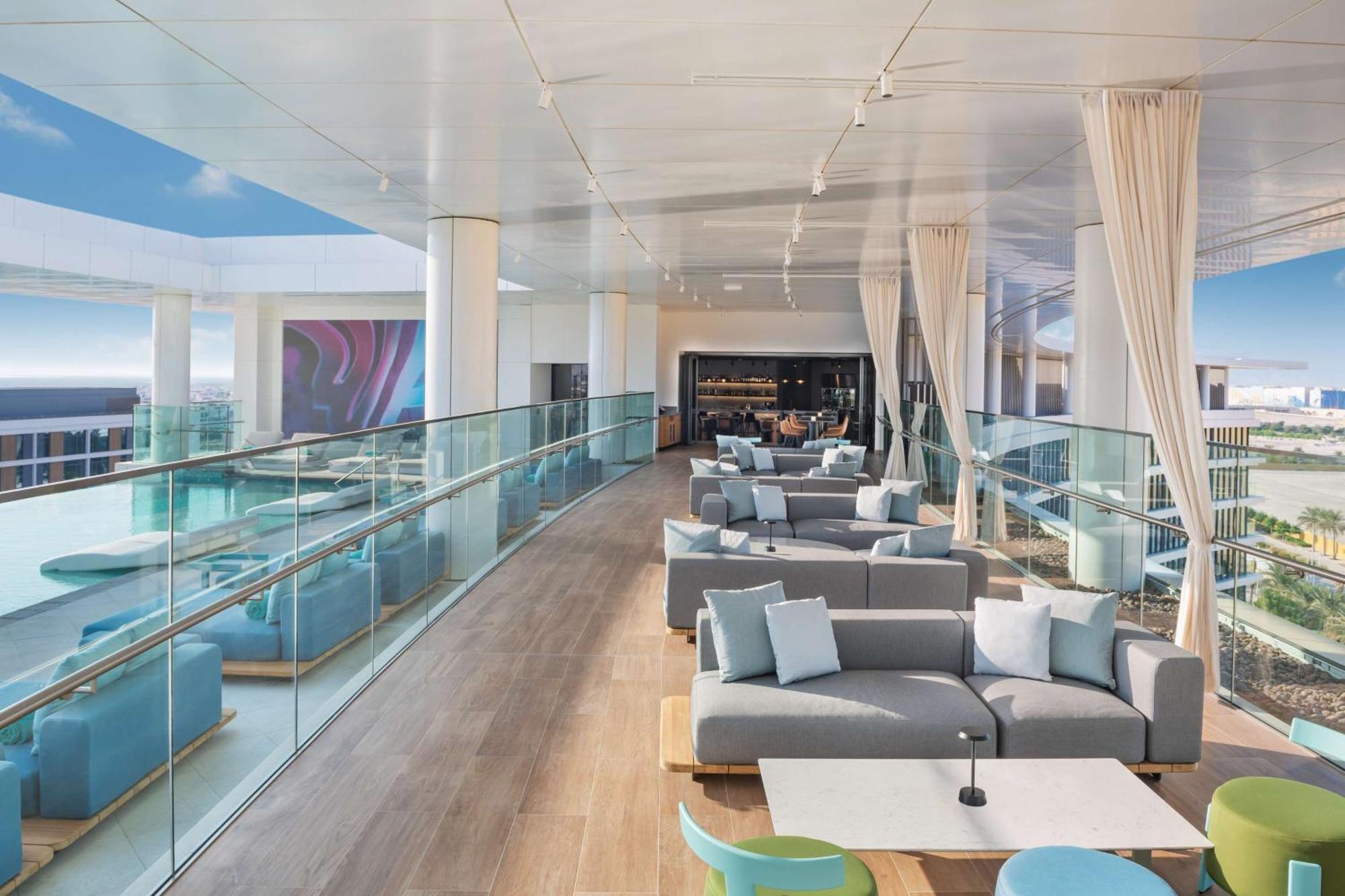 The Wb Abu Dhabi, Curio Collection By Hilton Ξενοδοχείο Εξωτερικό φωτογραφία The Sky Bar